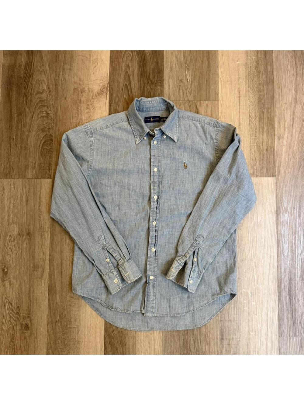 Ralph Lauren chambray women’s blue button down shirt Size L #preppy #classic